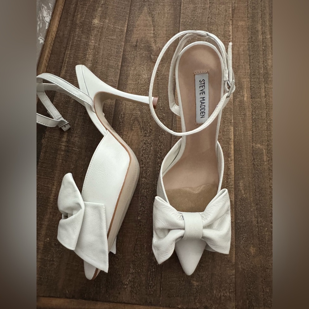 Steve Madden Lovella Bow heels - Picture 2 of 5